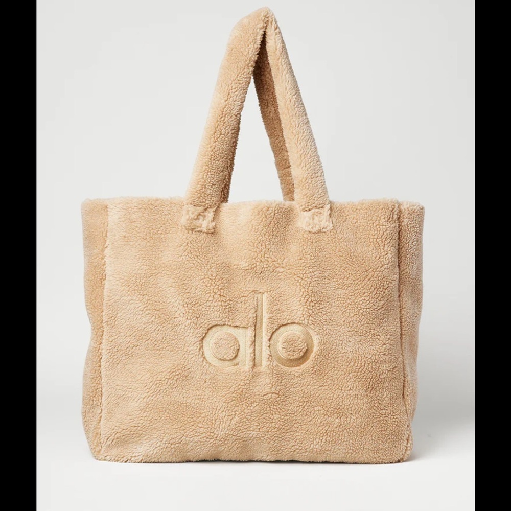 Alo sherpa tote